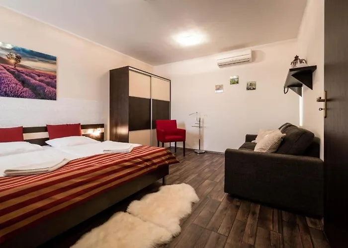 Apartmán 261 Besenova